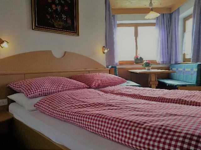 Bed and Breakfast Zimmer - Hinterwalderhof à Rio di Pusteria Extérieur photo